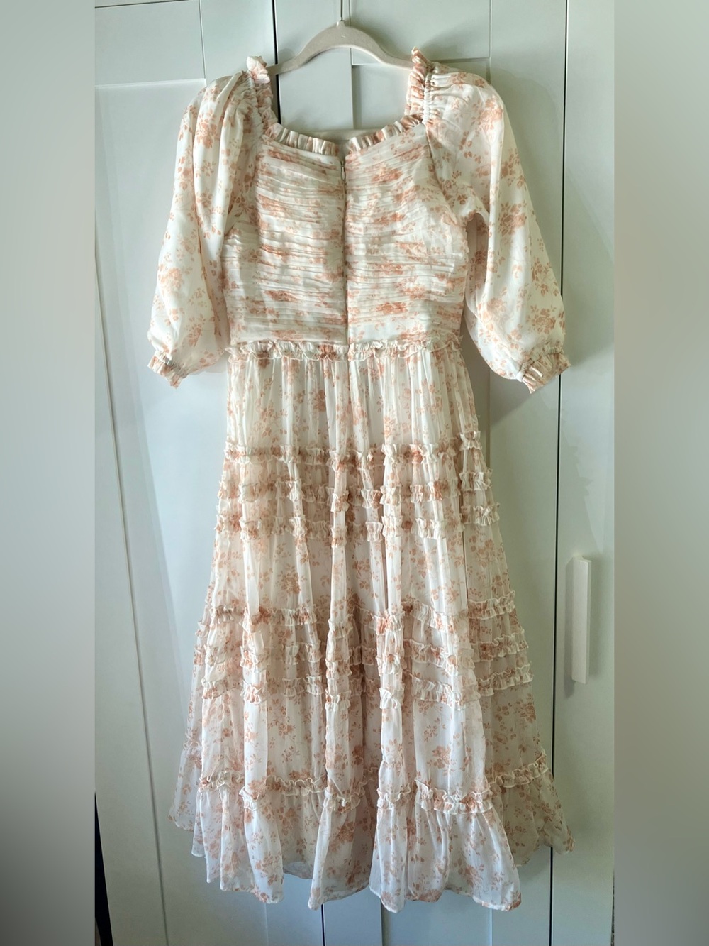 Ivy City Co Cream Aniston dress - Picture 4 of 5